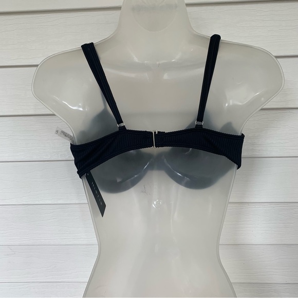 Women’s Black Underwire bikini NWT Molded Cups - Picture 3 of 4